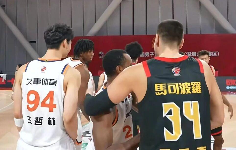 Kaiyun sports-CBA连连爆冷！上海不敌深圳，辽宁山西完败，北京广厦险险过关！